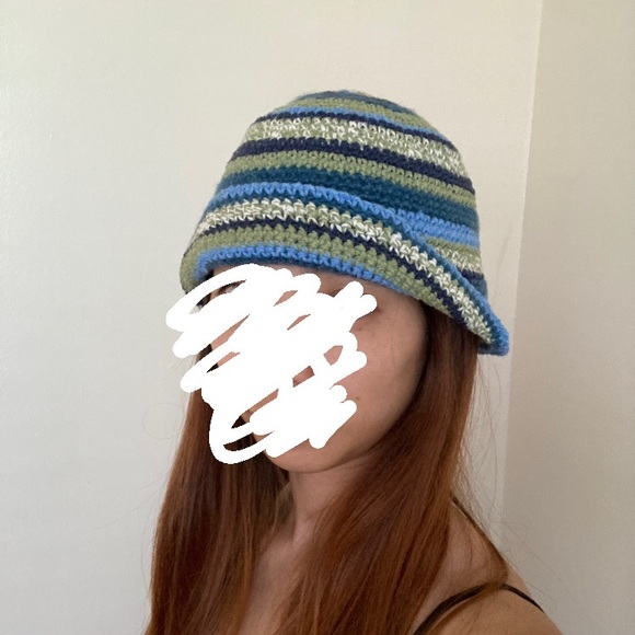 Handmade bucket hat - Picture 5 of 5